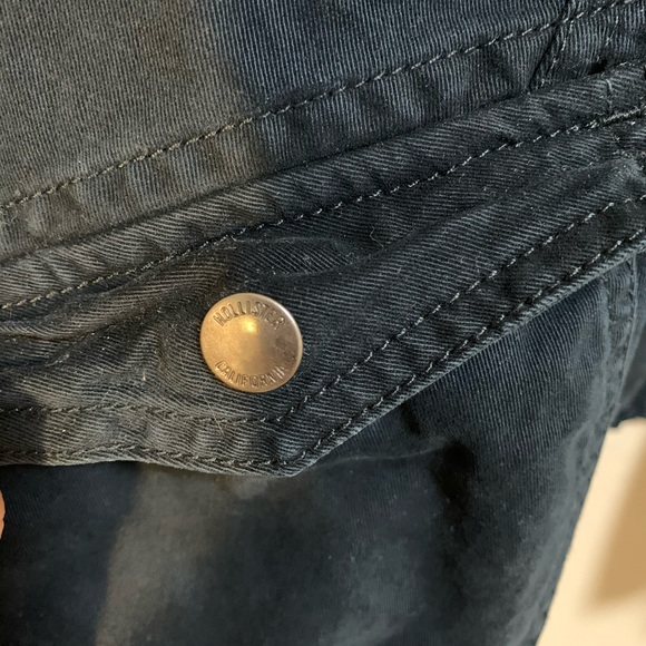 Hollister navy blue jacket rain coat - Picture 8 of 8